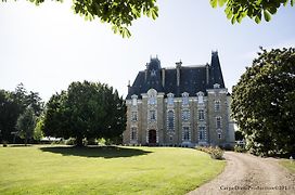 Au Chateau de Montbraye