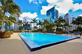 Downtown Miami/Brickell Room photo