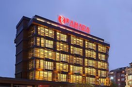 Ramada Hotel & Suites By Wyndham Istanbul- Sisli