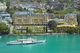 Fairmont Le Montreux Palace Exterior photo