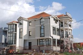 M Garni Hotel Vranje Exterior photo