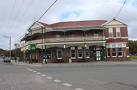St Marys Hotel And Bistro