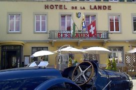 Hotel De La Lande
