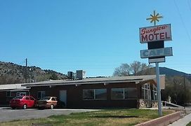 Sunglow Motel