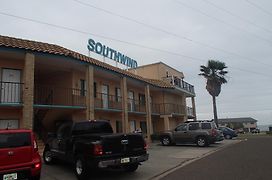 Southwind Inn