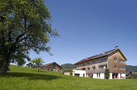 Schweizer Hof Villa Schwarzenberg im Bregenzerwald Exterior photo