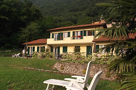 Villa Oliveto Apartments