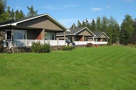 Mcintyre'S Cottages