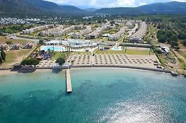 Apollonium Spa&Beach Resort
