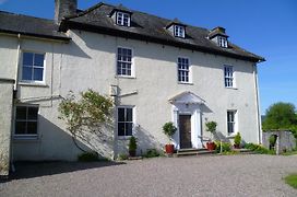 Aberllynfi Riverside Guest House