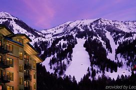 Hotel Terra Jackson Hole, A Noble House Resort