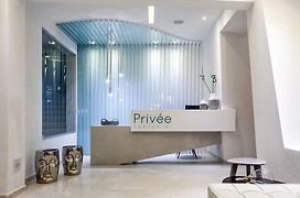 Privee Santorini