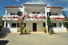 Apartamentos Flor Da Laranja, Albufeira