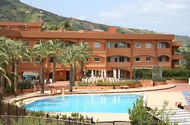 Reggio Calabria Altafiumara Resort & Spa