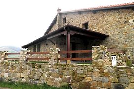 Casa Rural La Charruca