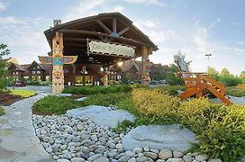 Great Wolf Lodge Waterpark Resort