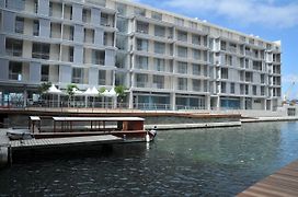 Aha Harbour Bridge Hotel & Suites