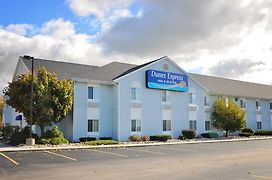 Dunes Express Inn And Suites