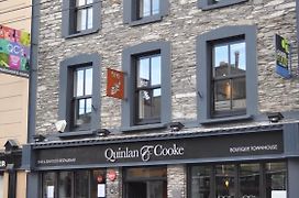 Quinlan & Cooke Boutique Townhouse And Qcs Seafood Restaurant