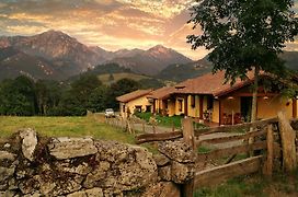 Casas Rurales Entrecastaños