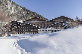 Huus Gstaad