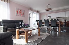 Komfortable Apartment-Wohnung