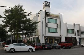 M Design Hotel @ Seri Kembangan