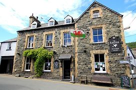 The Eagles Bunkhouse Hostel Betws-y-Coed Exterior photo