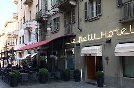 Le Petit Hotel