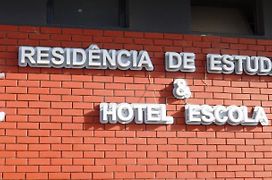 Hotel Escola Da Ehtcv Praia Exterior photo