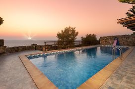 Sea-Sunset Views Villa Lefkothea With Private Pool Near Elafonissi
