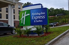 Holiday Inn Express & Suites Cross Lanes, An Ihg Hotel