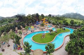 Khao Yai Fantasy Resort