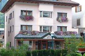 Appartements Tlusel