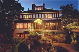 Beaconsfield Bed And Breakfast - Victoria