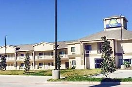 Days Inn & Suites By Wyndham Katy