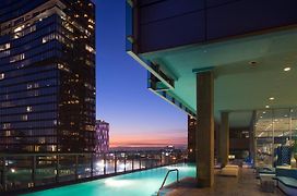 Luxurious Highrise 2B 2B Apartment Heart Of Downtown La