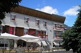 Hotel Restaurant Le Grillon