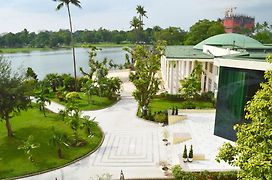 Inya Lake Hotel Yangon