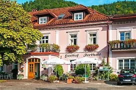 Gasthof Zum Niederhaus - Familie Perthold
