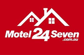 Motel24Seven And Apartments