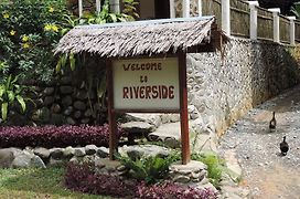 Riverside Guesthouse