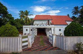 Dayanithi Guest House