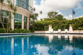 Boutique House Cancun By Elevate Rooms Exterior photo