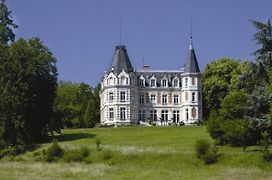 Château De L'aubrière - Les Collectionneurs