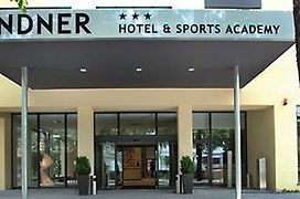 Lindner Hotel Frankfurt Sportpark, Part Of Jdv By Hyatt