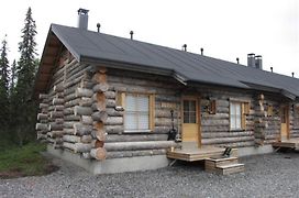 Lost Inn Cabins Akaslompolo Exterior photo