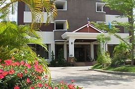 Mei Zhou Phuket Hotel - Sha Plus