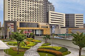 Holiday Inn & Suites Makati, An Ihg Hotel