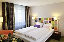 Hotel Arooma
